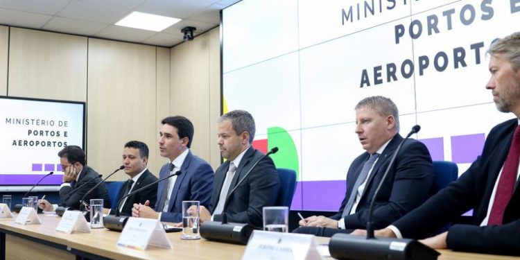 Coletiva de imprensa sobre a primeira etapa do plano para ofertar tarifas mais acessíveis - Foto: Jose Cruz/Agência Brasil