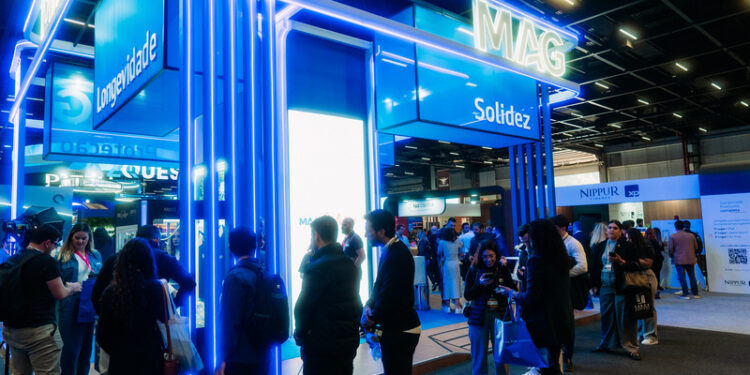 Stand do Grupo MAG na Expert XP 2025