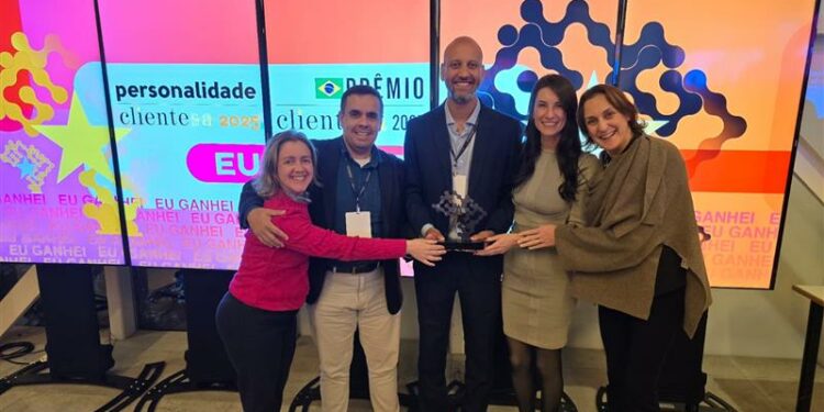 Time da Tokio Marine recebe Prêmio Cliente SA no Centro de Convenções Rebouças